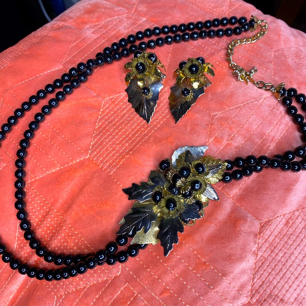 Vintage costume jewelry set